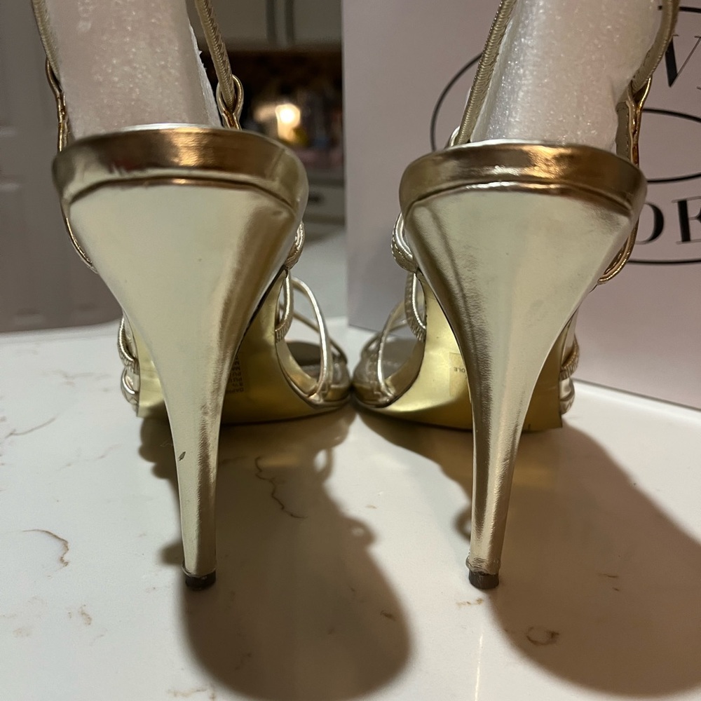 STEVEN MADDEN Daphny Gold Metallic Heels Size 8.5 - Picture 5 of 7